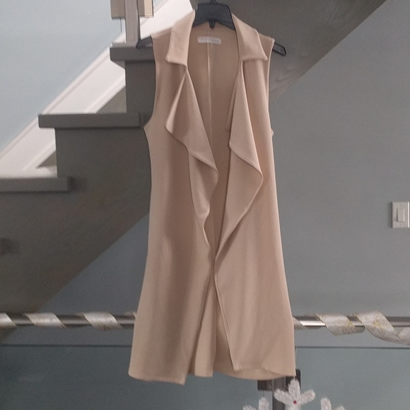 Beautiful cape by Seven Sisters ❤️ light - Picture 2 of 12